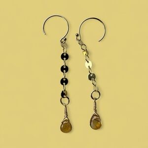 Gold disc earrings with a Citrine‎ dangle